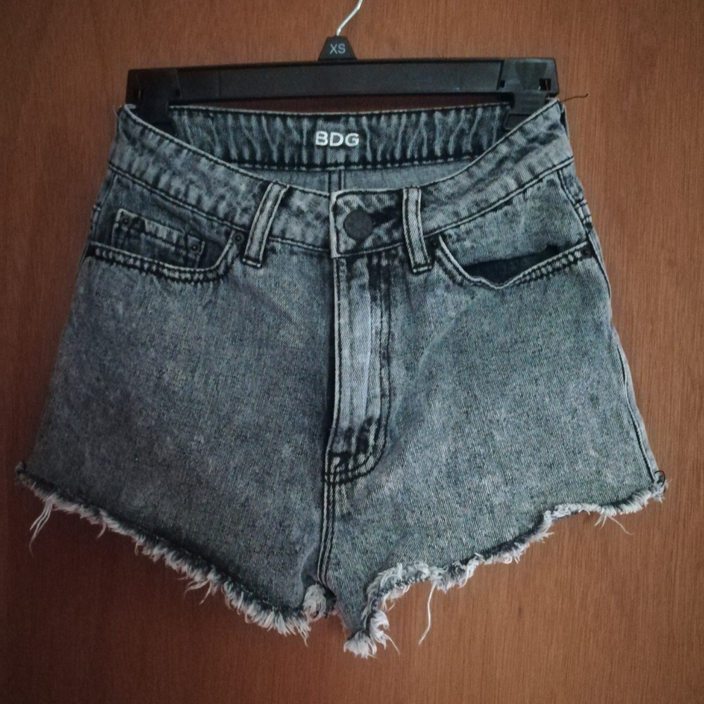 BDG Urban Outfitters grey shorts 25